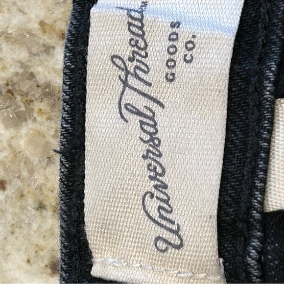 Universal Thread women’s size 10R Mid Rise style 90s Baggy black Jeans. Sequins - Picture 7 of 11